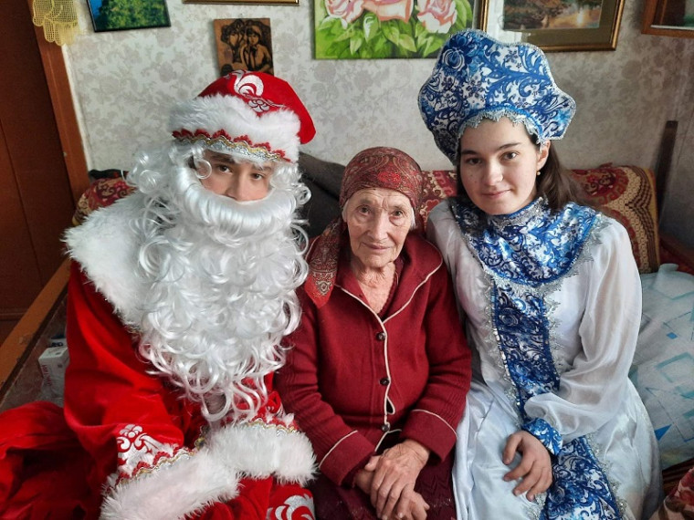 Поздравление ветеранов.